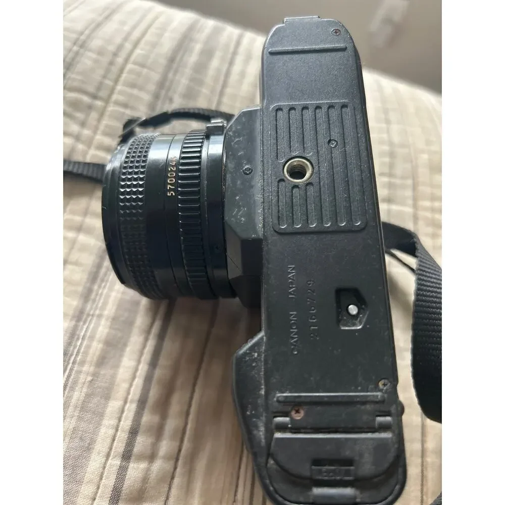 Cannon T50 35mm camera - untested